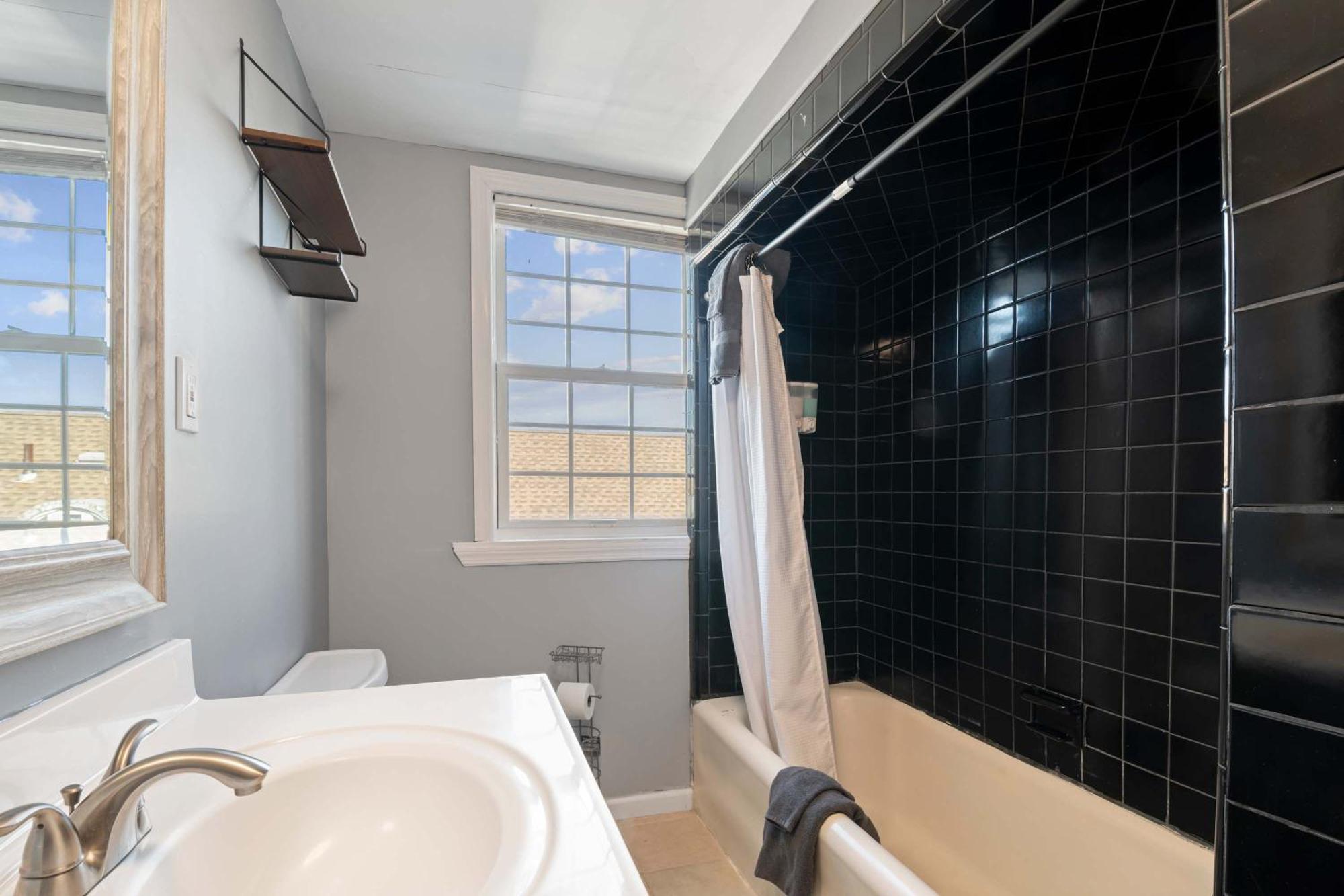 Escape To Raleigh Ave 3 Steps From The Ferienhaus